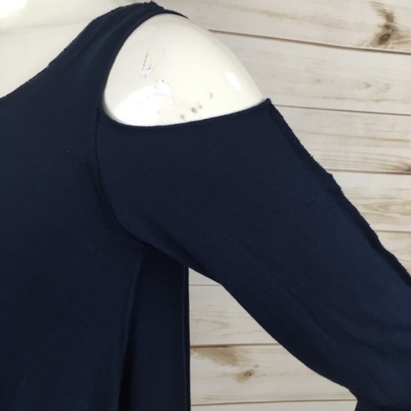 Bailey 44 Navy Cold Shoulder Top 3/4 Sleeve - Picture 7 of 8